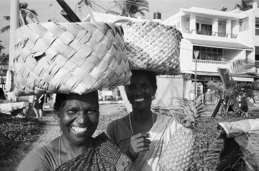 35mm black and white film image of India by Alisa Velieva on Shoot It With Film