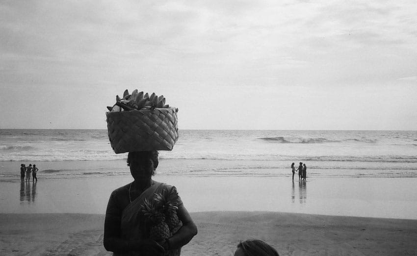 35mm black and white film image of India by Alisa Velieva on Shoot It With Film