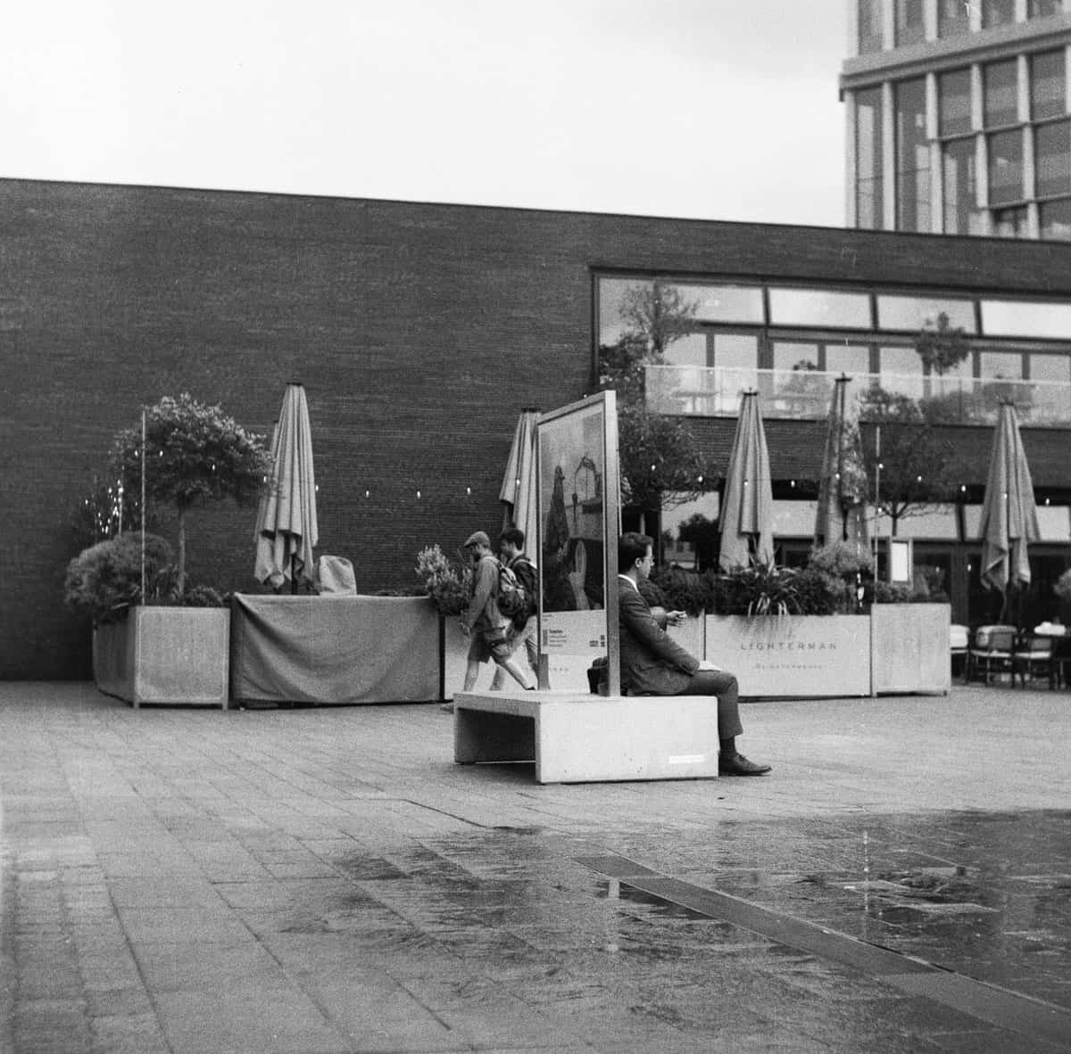 Medium format film image taken with the Plascaflex PS 35 Camera