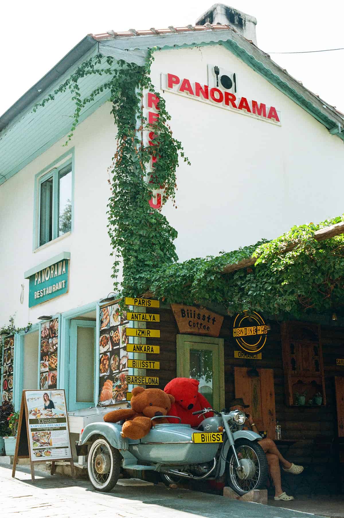 Turkey Travel Story on 35mm Film by Andrew Hutchinson on Shoot It With Film