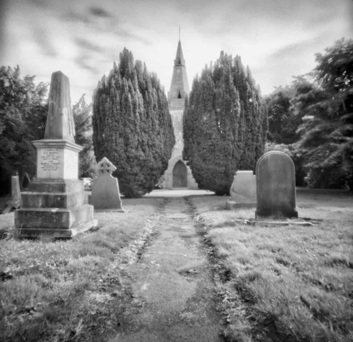 How to Use the Graflex Speed Graphic by Alec Pain on Shoot It With Film