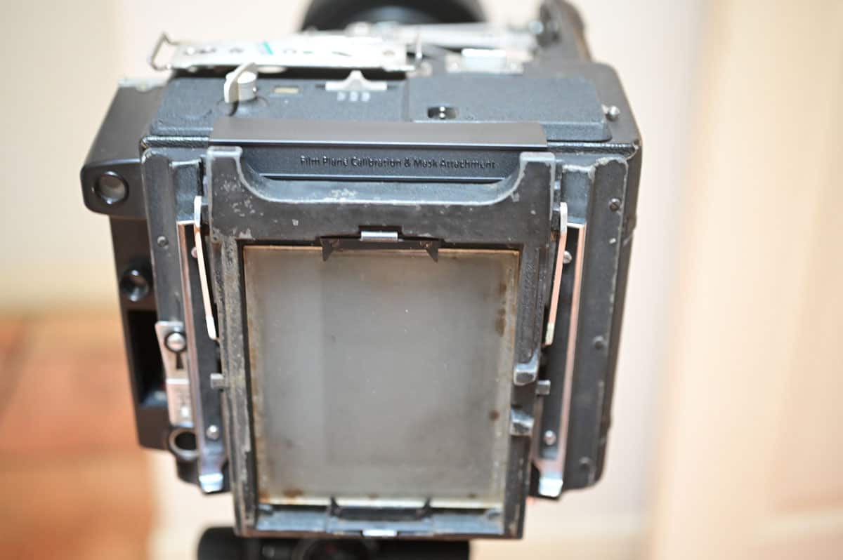 How to Use the Graflex Speed Graphic by Alec Pain on Shoot It With Film
