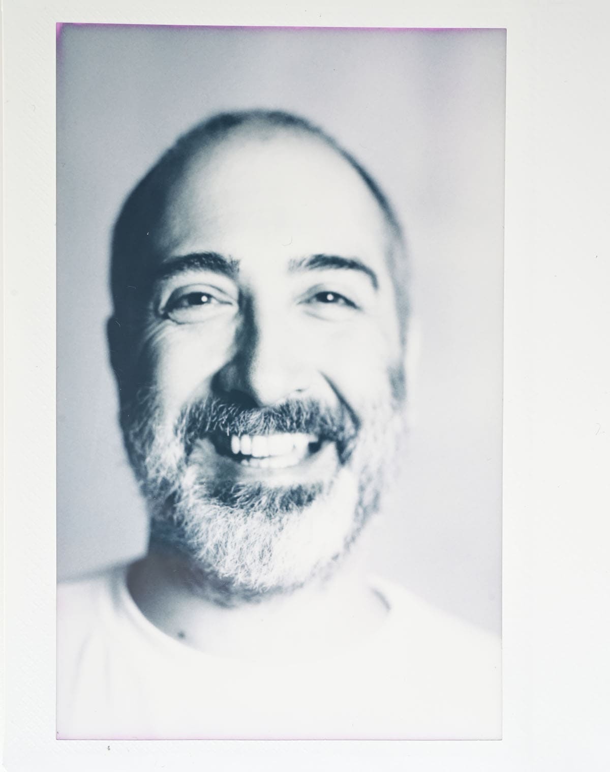 How to Use the Graflex Speed Graphic by Alec Pain on Shoot It With Film