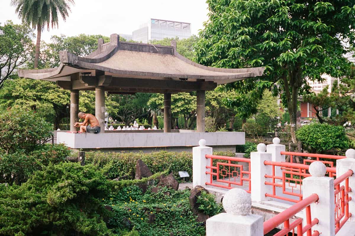 Life in Taiwan Photo Series on 35mm Film by Eric Hsu on Shoot It With Film