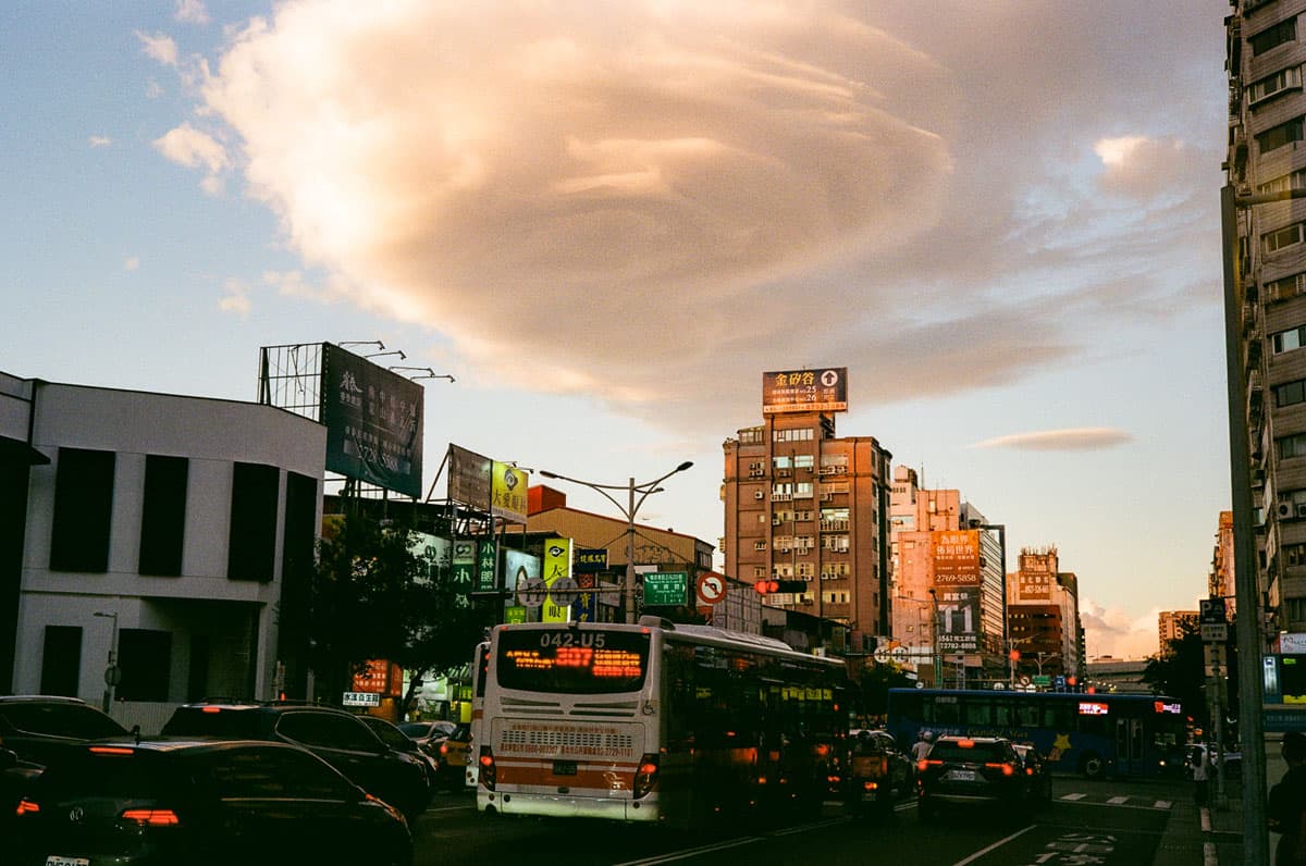 Life in Taiwan Photo Series on 35mm Film by Eric Hsu on Shoot It With Film