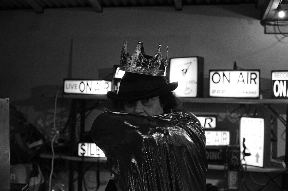 Not-So Complete Strangers Photo Story on 35mm Film by JY Huang on Shoot It With Film