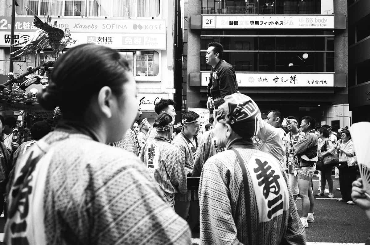 Rediscovering Street Photography by Raufan Yusup on Shoot It With Film