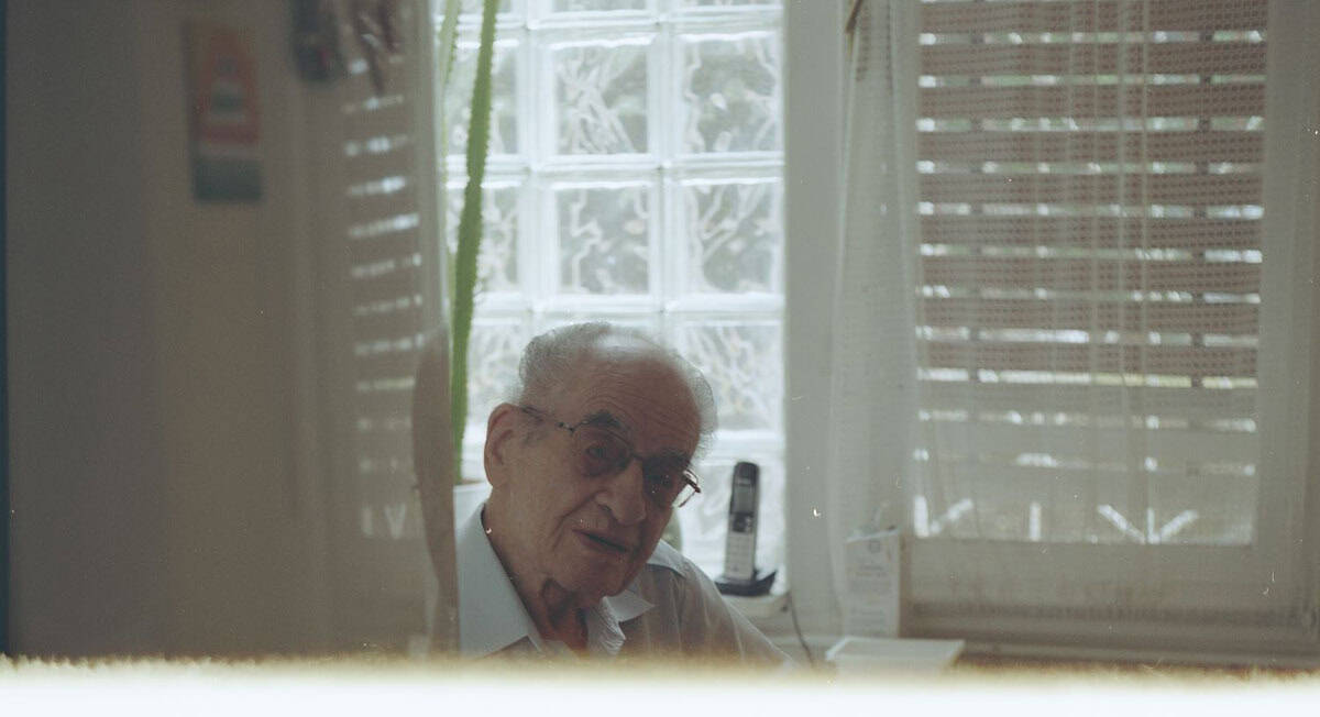 A Friendship Beyond Generations by Pal Balazs on Shoot It With Film