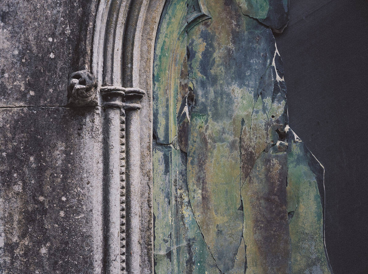 Highgate Cemetery Photo Series on Medium Format Film by Ausra Linkeviciute on Shoot It With Film
