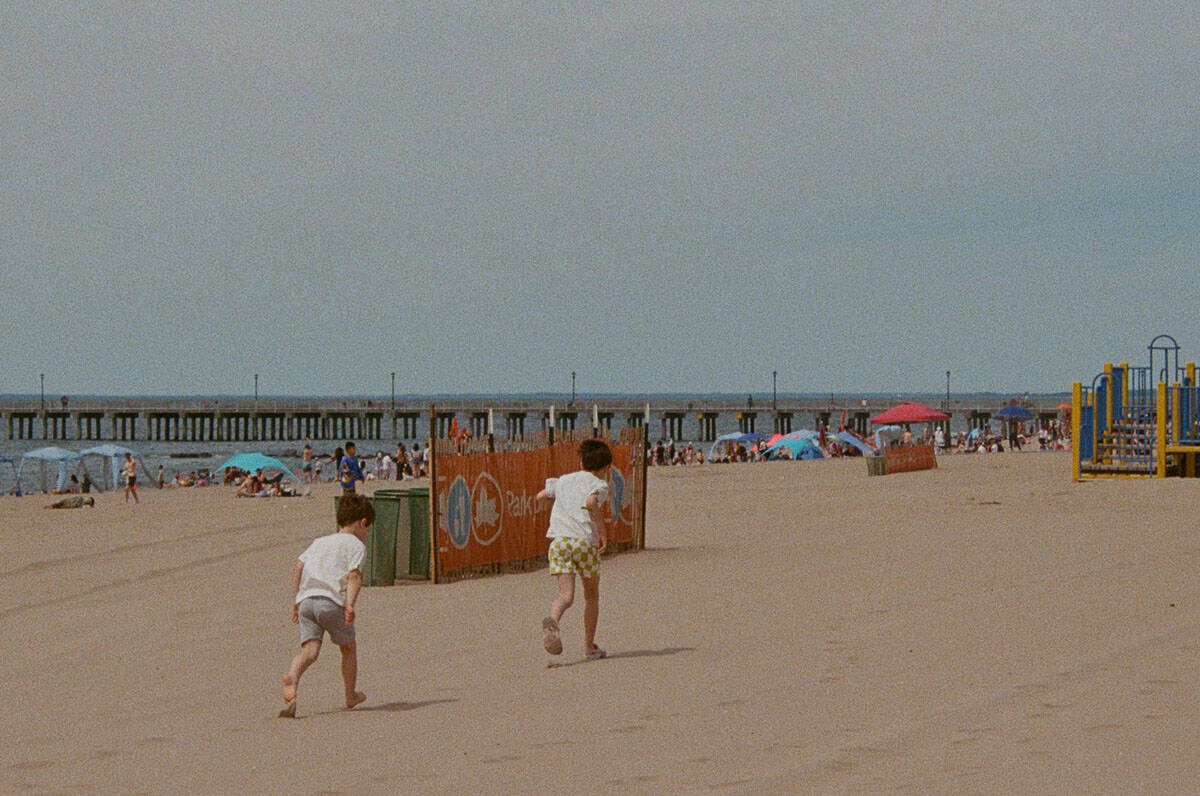 NYC Photo Story on 35mm Film by Charlotte Silverman on Shoot It With Film